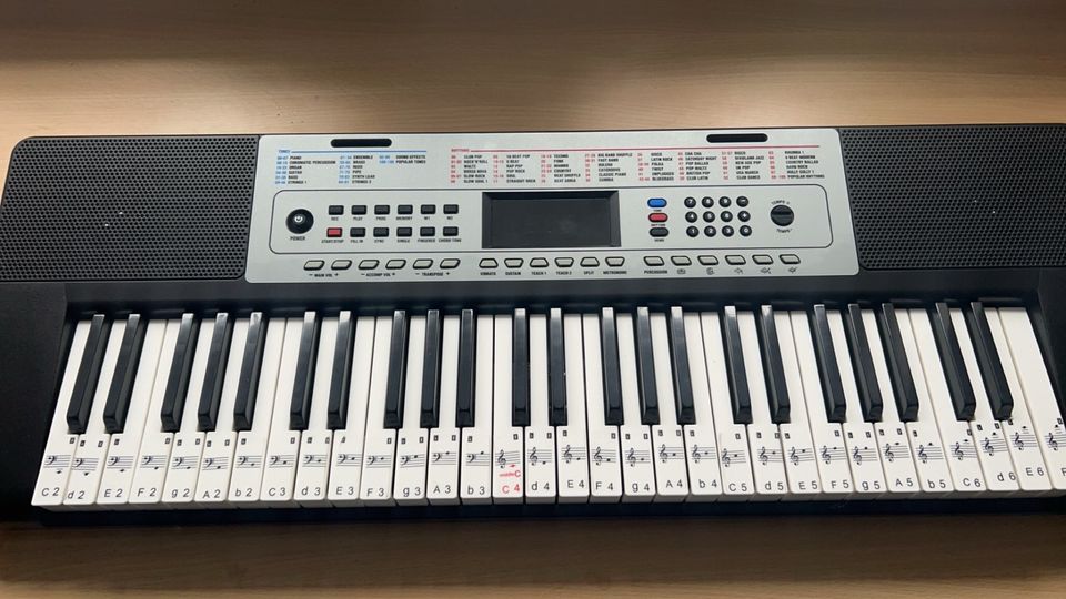 54 KEY ELECTRONIC KEYBOARD in Jettingen-Scheppach