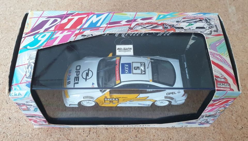 Opel Calibra V6 DTM 1994 Manuel Reuter 1:43 minichamps in Sinsheim