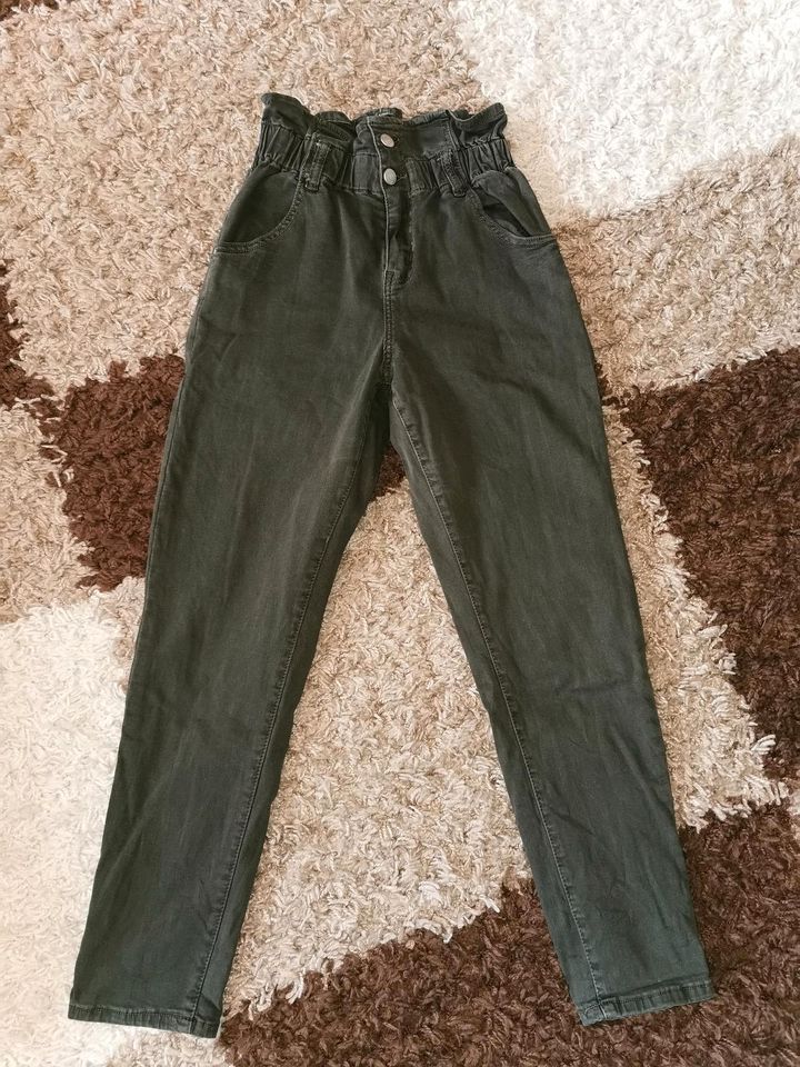 Jeans Hose Damen Gr. S in Köthen (Anhalt)