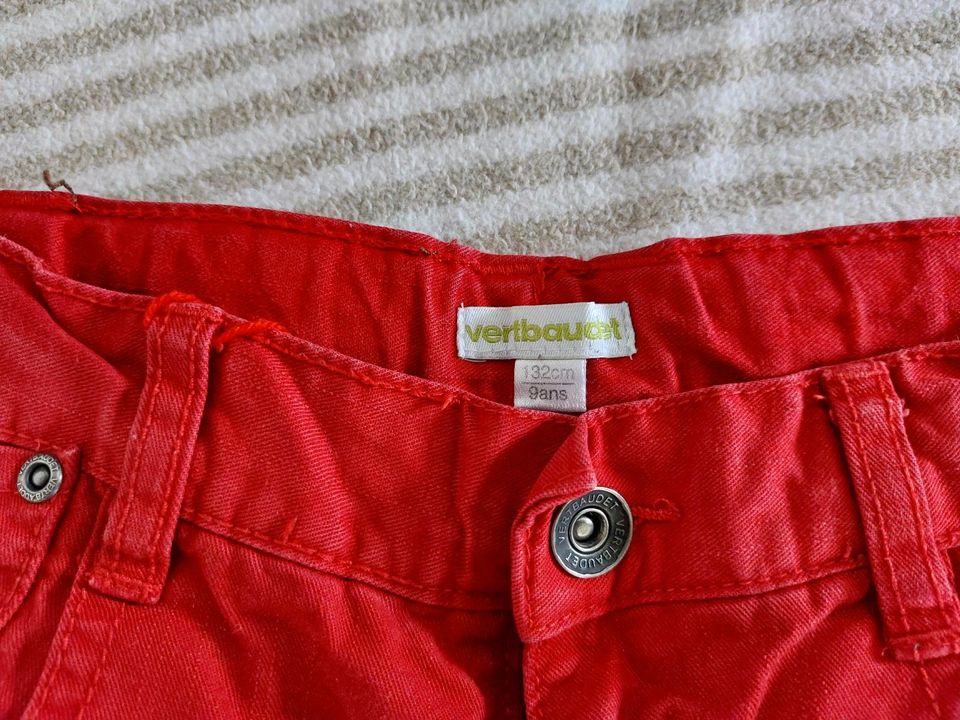 Verbaudet Jeans Gr 132 rot in Hilchenbach