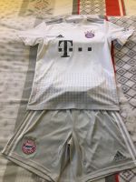 Sportset von FC Bayern Größe S Brandenburg - Bad Liebenwerda Vorschau