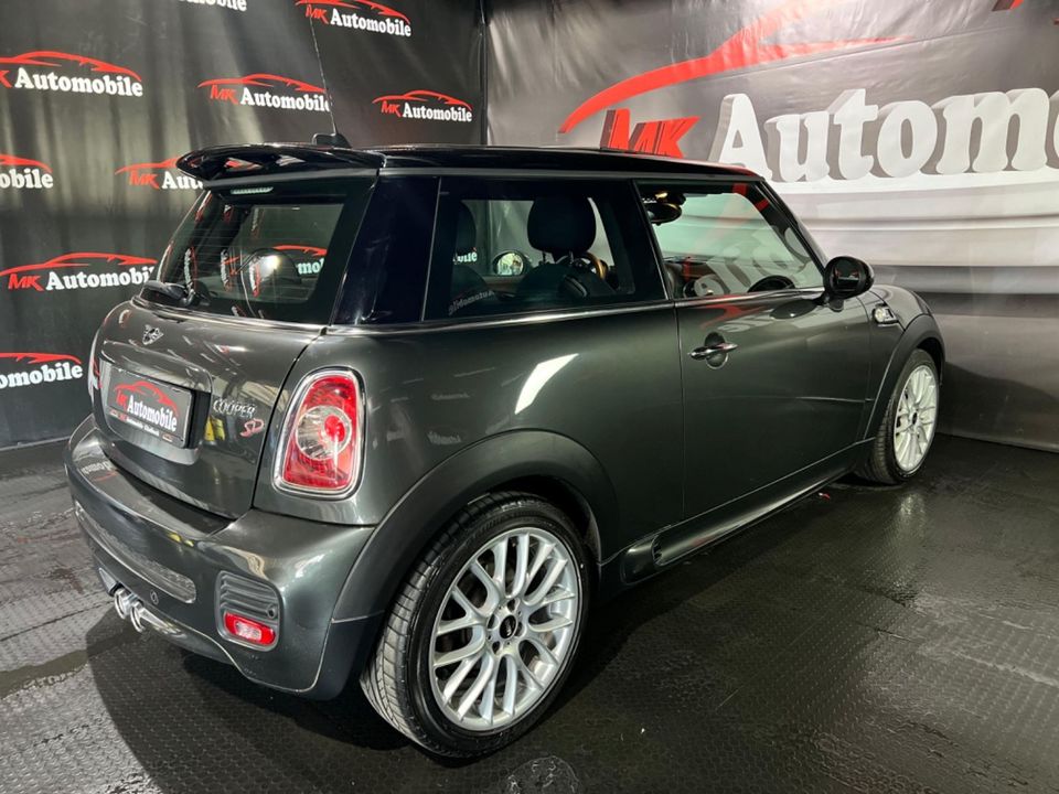 MINI COOPER_SD  Wired"John Cooper Works Chili-Paket in Gladbeck