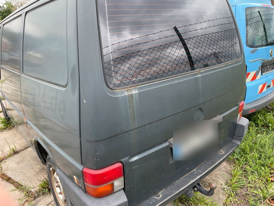 VW T4 Kasten zum Neuaufbau oder Ersatzteilspender in Dresden