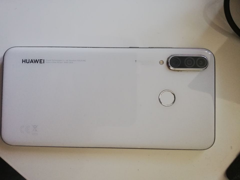 Huawei P30 lite Marie-L21A - 128GB - Pearl White defekt in Dresden