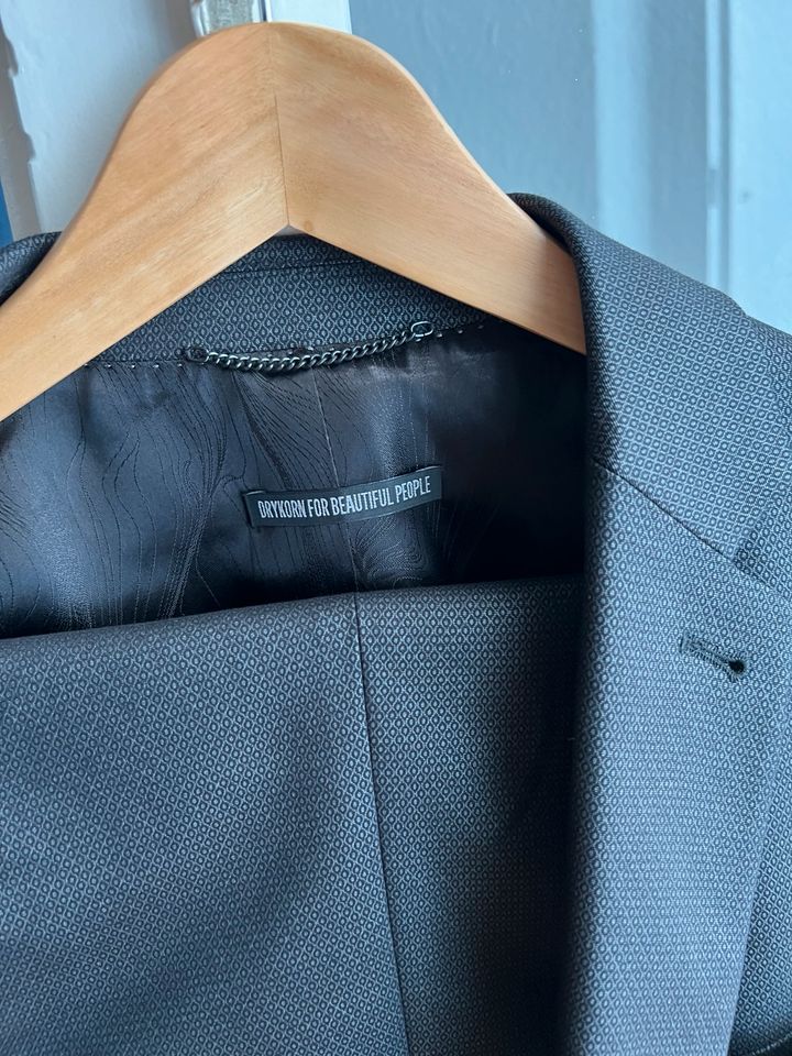Drykorn Anzug. Gr. 50, nur einmal angetragen. 150€ in Frankfurt am Main