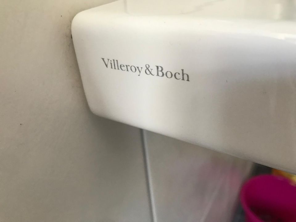 Badezimmer Waschbecken Villeroy & Boch in Dortmund