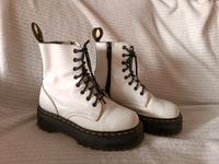 Dr. Martens Jadon mit Plateau weiß 38 Berlin - Marzahn Vorschau