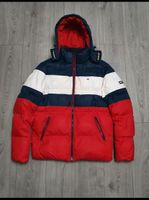 Tommy Jeans Herren Jacke M Neuwertig Rot Blau Aachen - Aachen-Mitte Vorschau