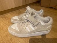 Adidas Tuenschuhe Gr. 40 Freiburg im Breisgau - Altstadt Vorschau