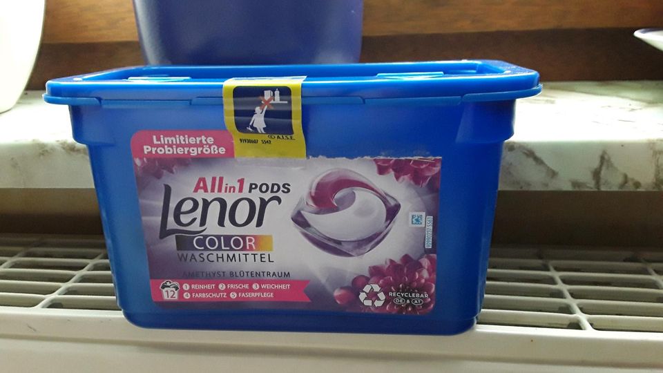 Neu LENOR Allin1 Pods COLOR WASCHMITTEL Amethist BLÜTENTRAUM in Berlin