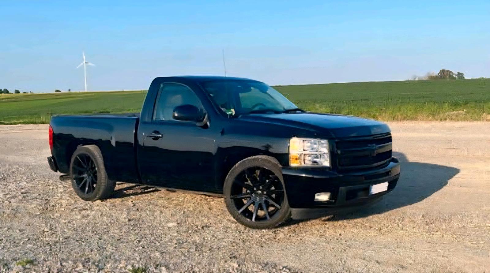 Abbildung des Autos Chevrolet Silverado Sing…