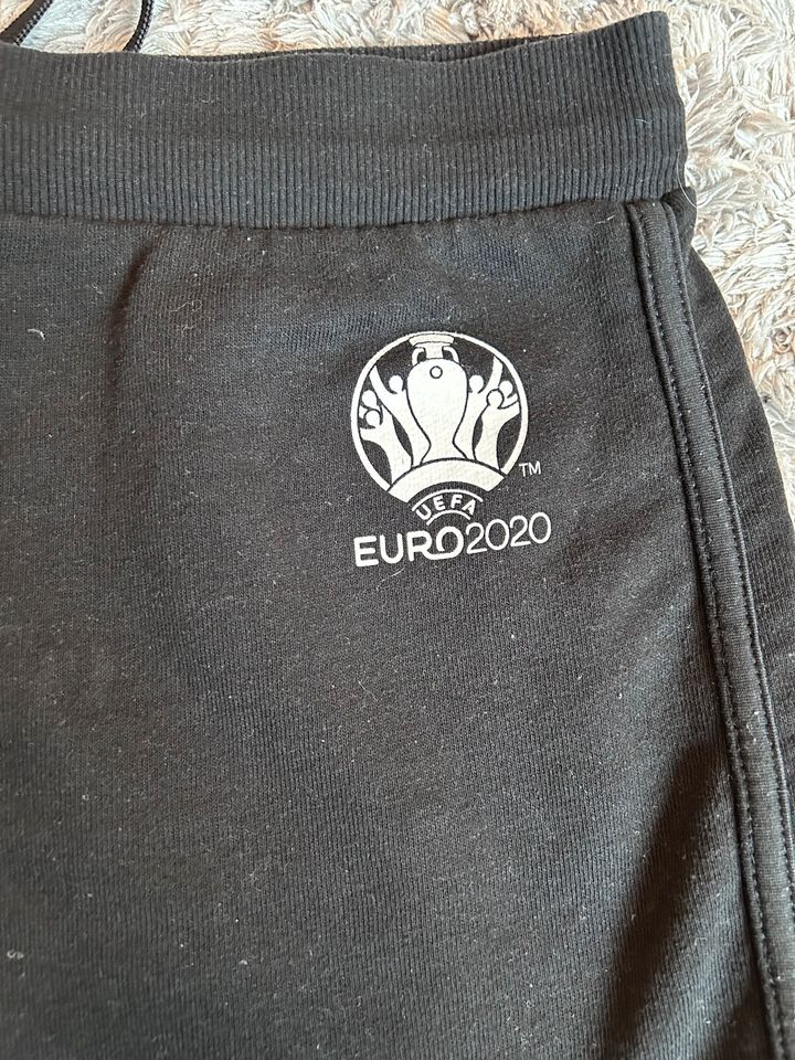 Sweatshorts Sport Shorts Damen M Euro2020 in Bawinkel