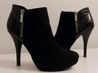 Sexy GUESS Stiefel / Stiefeletten Hessen - Hattersheim am Main Vorschau