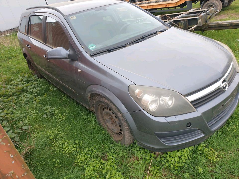 Opel Astra H in Bakum