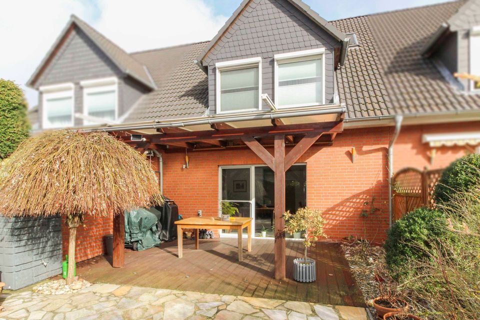 Modernes Reihenmittelhaus mit ausgebautem Dachgeschoss und schöner Terrasse in Braunschweig