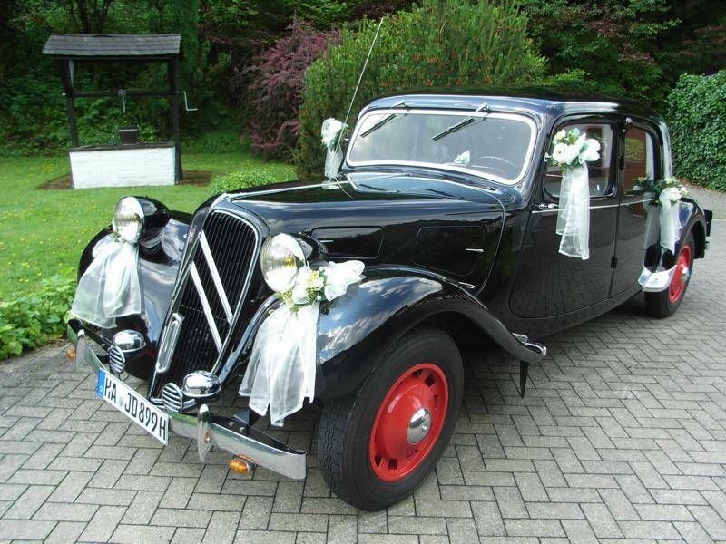 Oldtimer „Amelie“ mit Chauffeur - Das Hochzeitsauto Citroen 11CV in Hagen