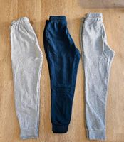 Jogginghosen Größe 134 grau und blau H&M u.a. Nordrhein-Westfalen - Bad Oeynhausen Vorschau