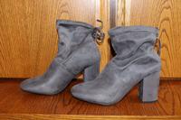 Stiefeletten Stiefel Gr 39 ANNA FIELD grau neu Hessen - Lahnau Vorschau