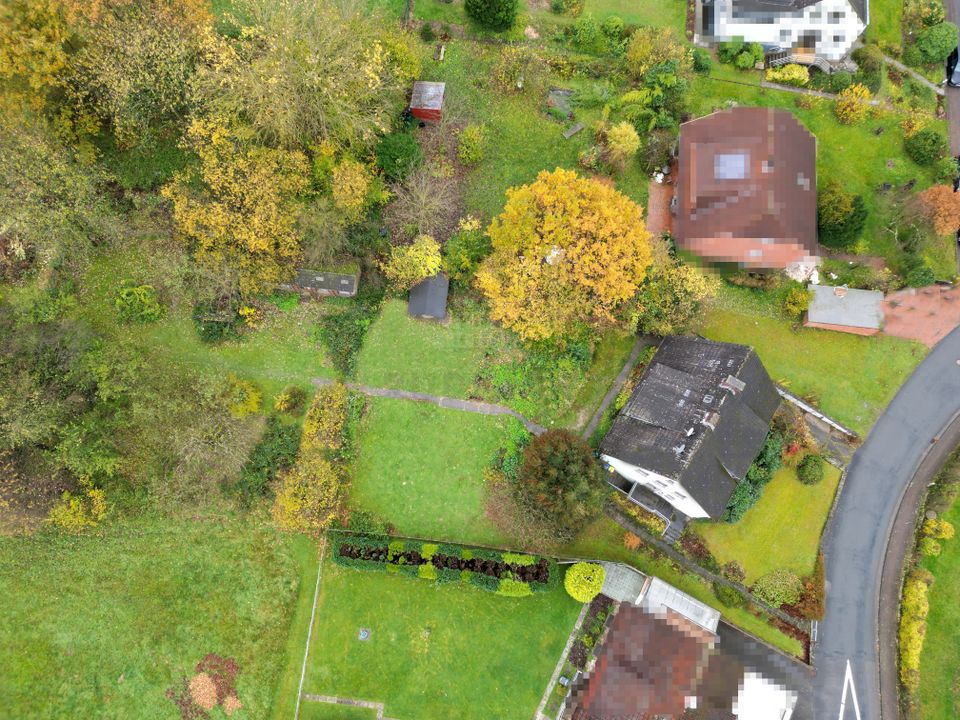 RUDNICK bietet TRAUM für TIER-/, Garten- und Ruheliebhaber: Haus mit 2 Wohnungen auf 3.700 qm Grd. in Rinteln