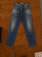 Jeans Closed in gutem Zustand! gr. 36 / 38 Hessen - Wetzlar Vorschau