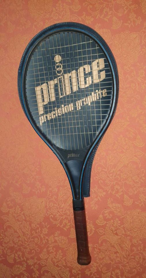 TENNISSCHLÄGER PRINCE GRAPHITE SERIES 110 MIT HÜLLE GRIFF MIT LED in Oberzissen