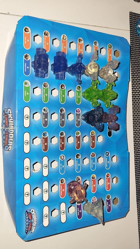 ☆☆ SKYLANDERS ☆ VERSCHIEDENE FIGUREN / FALLE/TASCHE/TRAPBAG ☆☆ in Baltmannsweiler