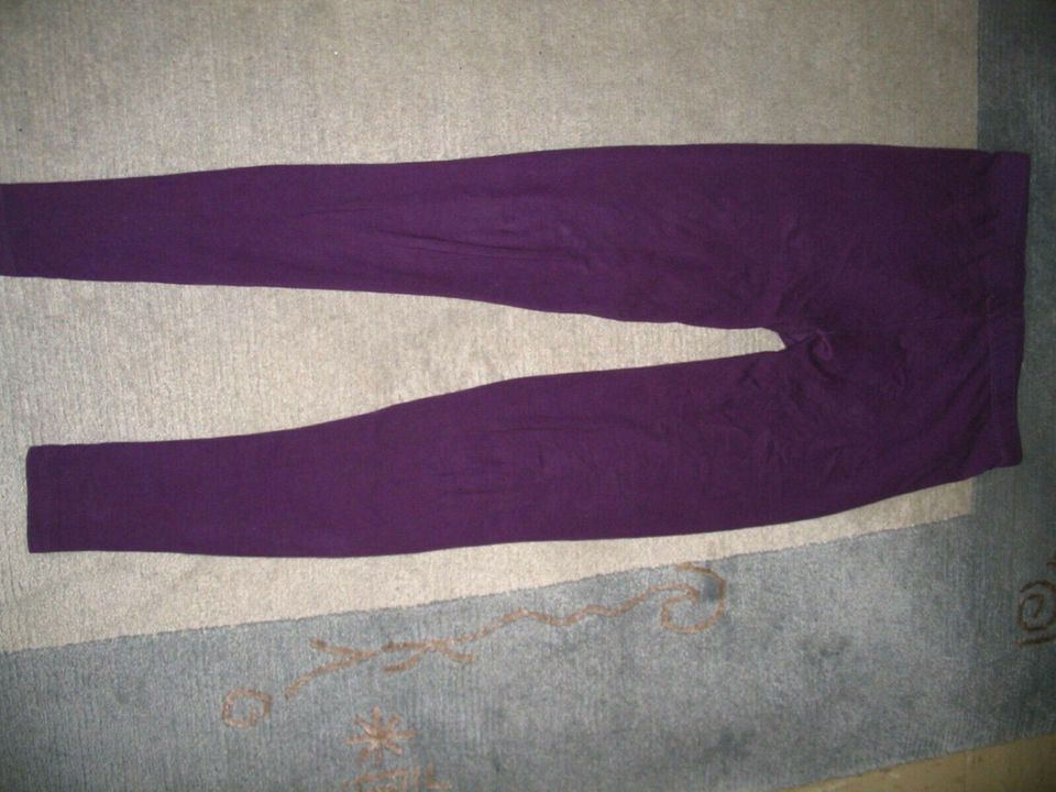 Sschue 40,41+drei Leggings  Gr. 42 in Essen