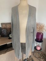 Princess goes Hollywood Strickjacke Gr. 38/40 Viscose Kaschmir Nordrhein-Westfalen - Niederkassel Vorschau