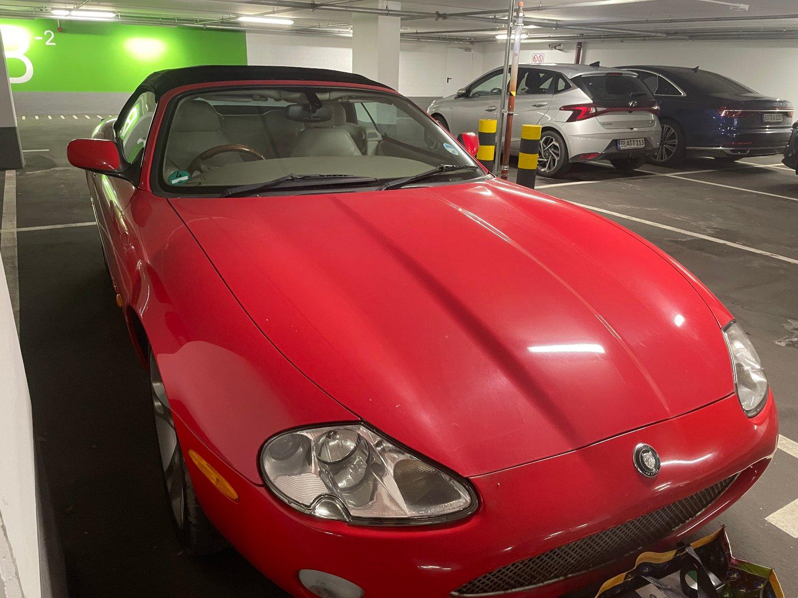 Abbildung des Autos Jaguar   XK8   Cabrio