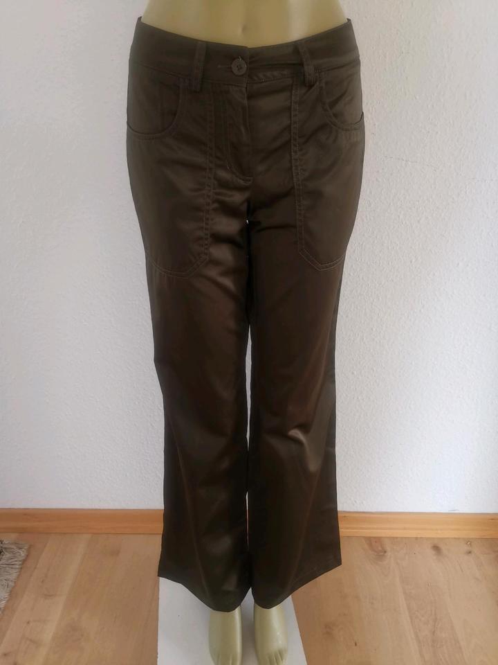 Hose Gr 34,von Cambio, neu, oliv changierend, weites bein, in Lohne (Oldenburg)