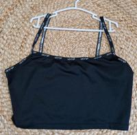 Bauchfreies Top Levis gr.XS Hessen - Oberaula Vorschau