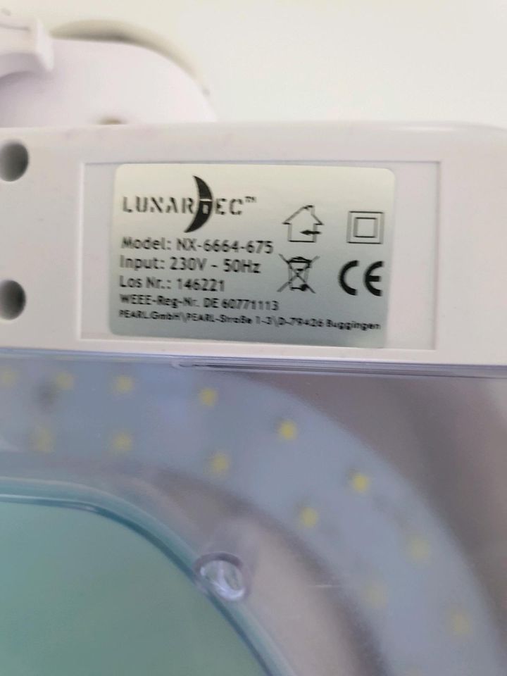 Lupenleuchte Lunartec, 5 Watt LED,  3 Dioptrien Vergrößerung in Centrum