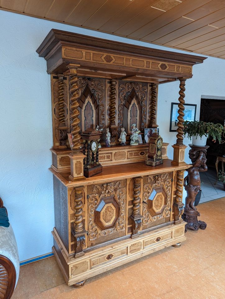 Antik Möbel Antiquitäten Verkauf  Restauration Barock Biedermeier in Ehringshausen