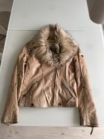 Lederjacke mit abnehmbaren Fellkragen Köln - Nippes Vorschau