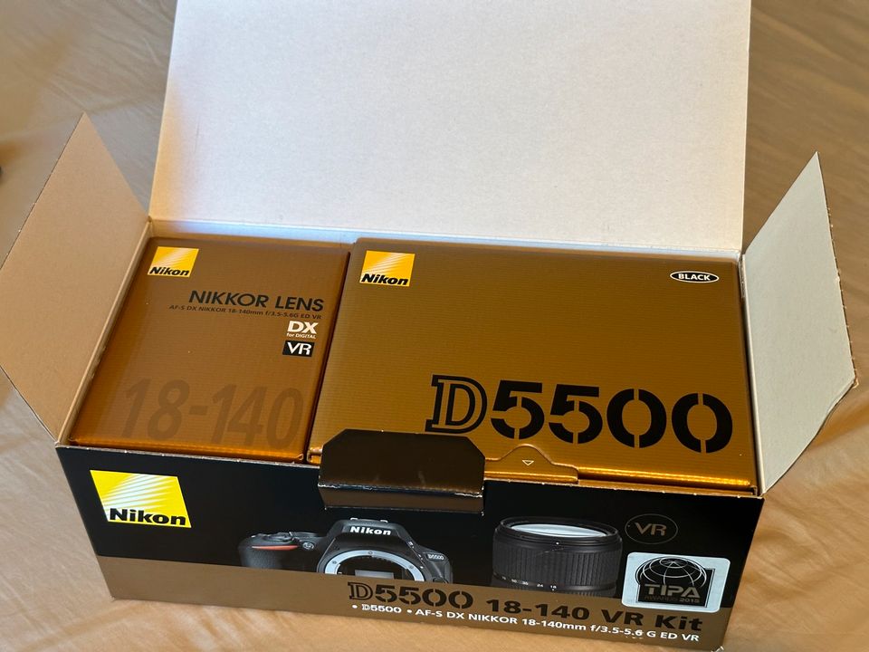 Nikon D5500 Nikkor Tele Objektiv 18-140mm 64GB Sandisk ExtremePro in Ottersweier