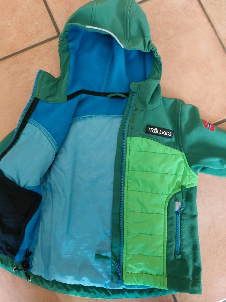 Jungen Trollkids Softshell Jacke Gr.104 in Tann