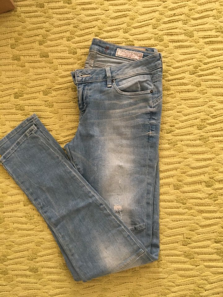 Esprit Jeans Skin fit 30/32 in Bockhorn