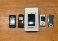 5 alte „Vintage“ Handys - Sony, Samsung und Motorola Duisburg - Duisburg-Süd Vorschau