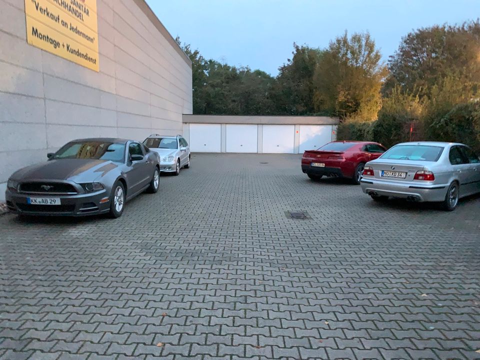 Parkplatz Stellplatz Auto Wohnwagen Wohnmobil Boot Anhänger in Neukirchen-Vluyn