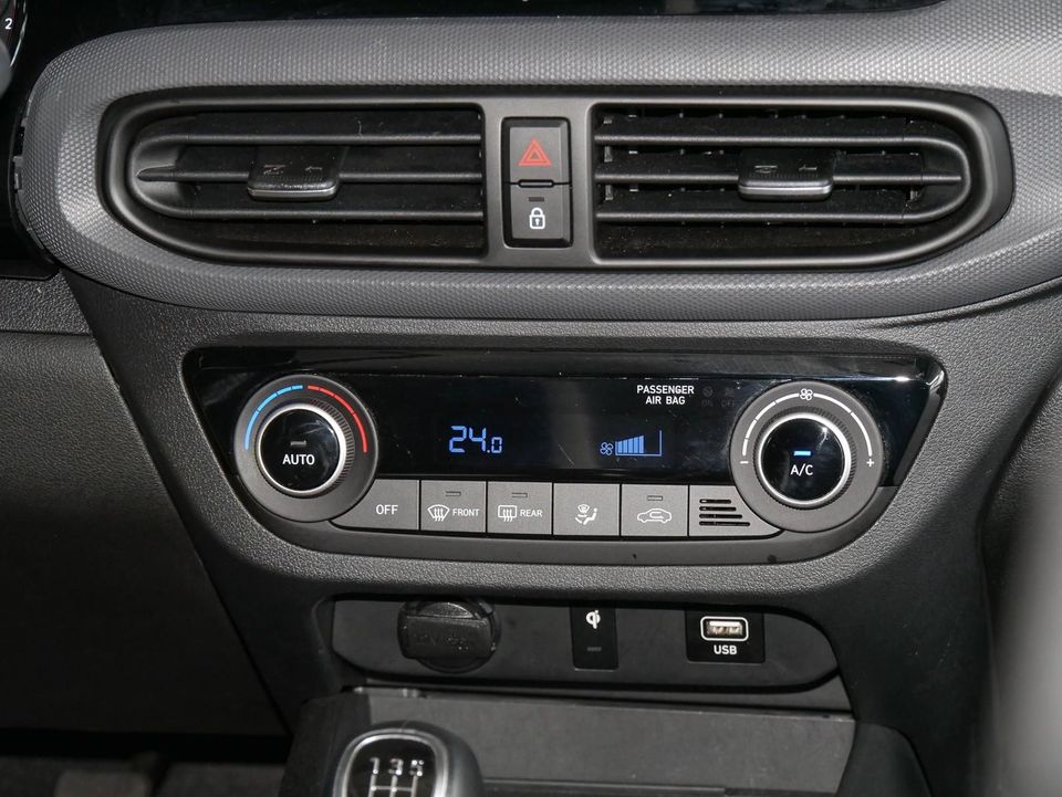 Hyundai I10 1.2 Trend Komfortpaket Klimaautomatik PDC in Wiesbaden