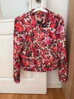 Jacke bunt Blumen Muster Gr. S Vila Kr. Dachau - Dachau Vorschau