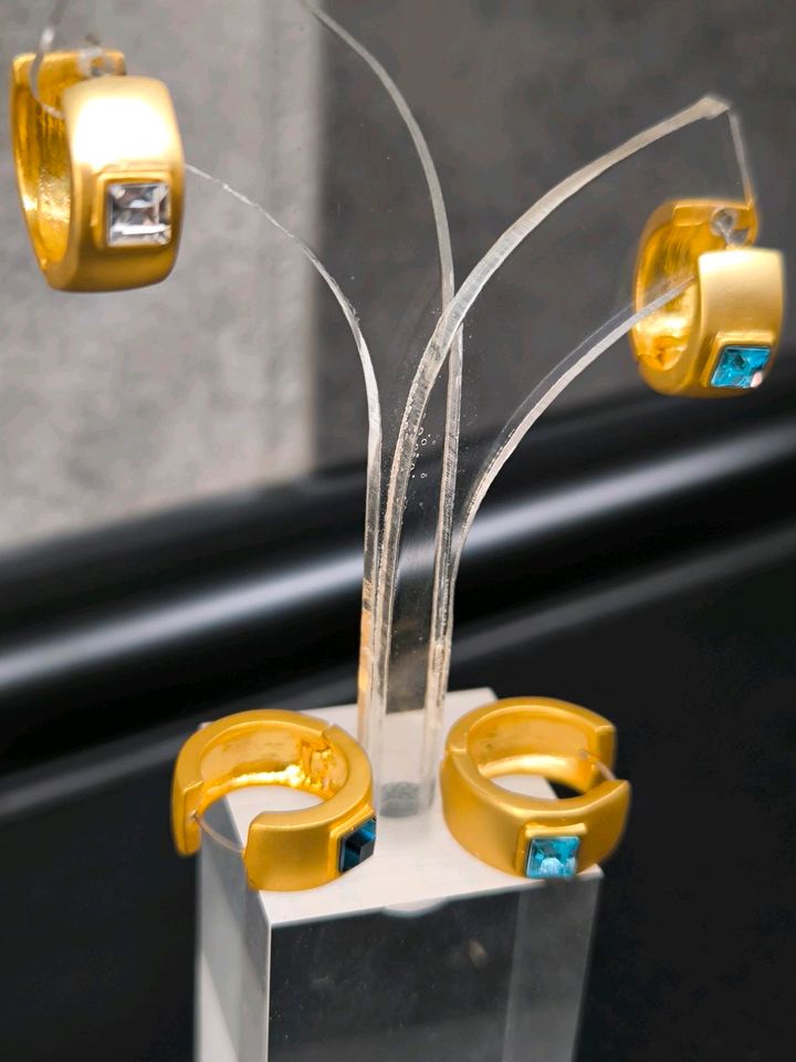 Restposten 480 goldfarben Ohrringe Neuware Händler Flohmarkt in Hochstätten