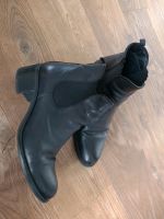 Pier One Leder Chelsea Boots Ancle Boots Stiefeletten Halbschuhe Wandsbek - Hamburg Sasel Vorschau