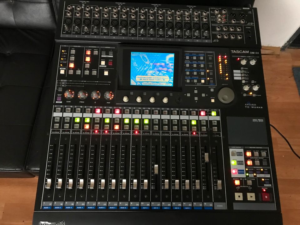 Tascam DM-24 Digital Mixer mit 2SEEMY PC Monitor Slot Studio Rec in Hannover