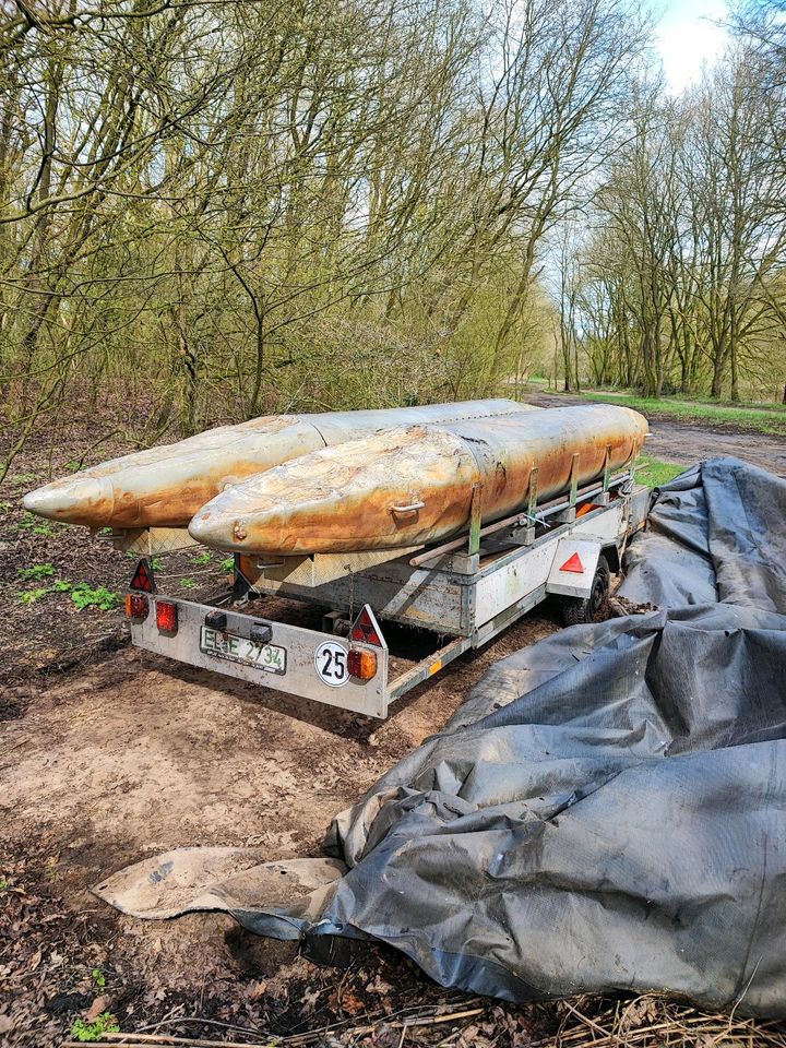 Floß Aluminium Boot mit Trailer Anhänger e Motor in Meppen