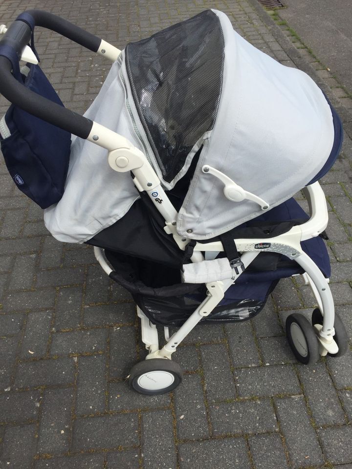 Kinderwagen Chicco Vollausstattung in Bornheim