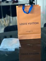 Louis Vuitton Tüte mit regen Folie Nordrhein-Westfalen - Neuss Vorschau