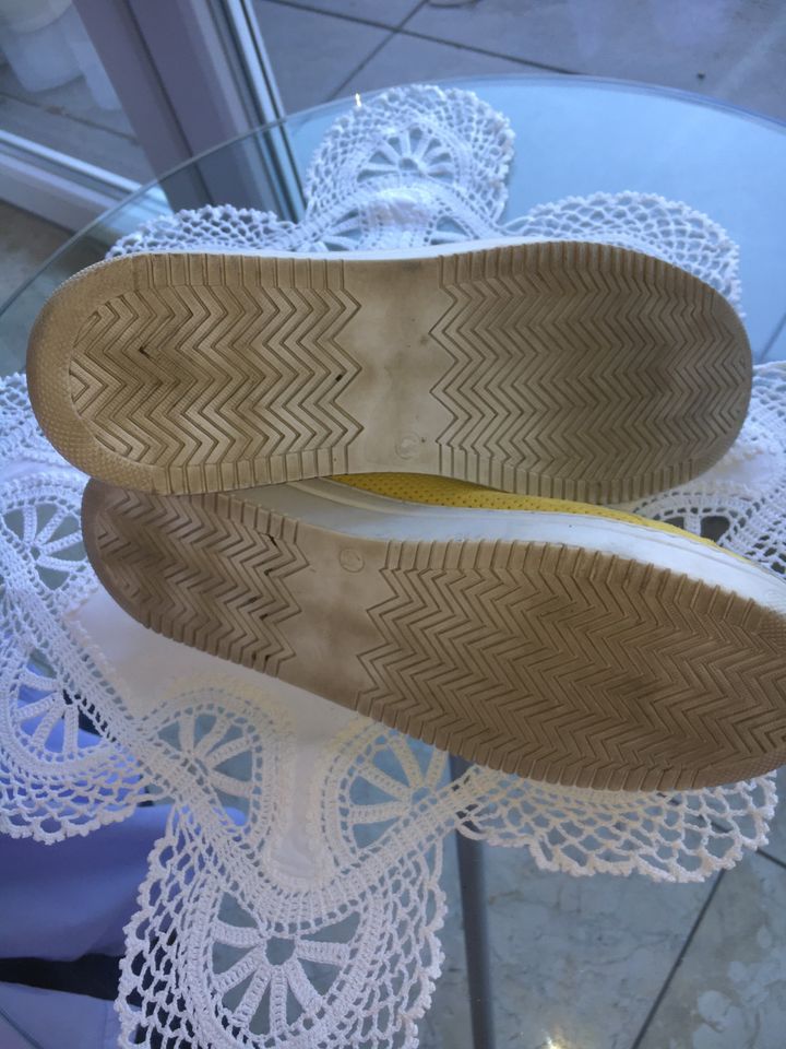 Damen Schnürschuhe „Tamaris“Gr.41in gelb . in Heek
