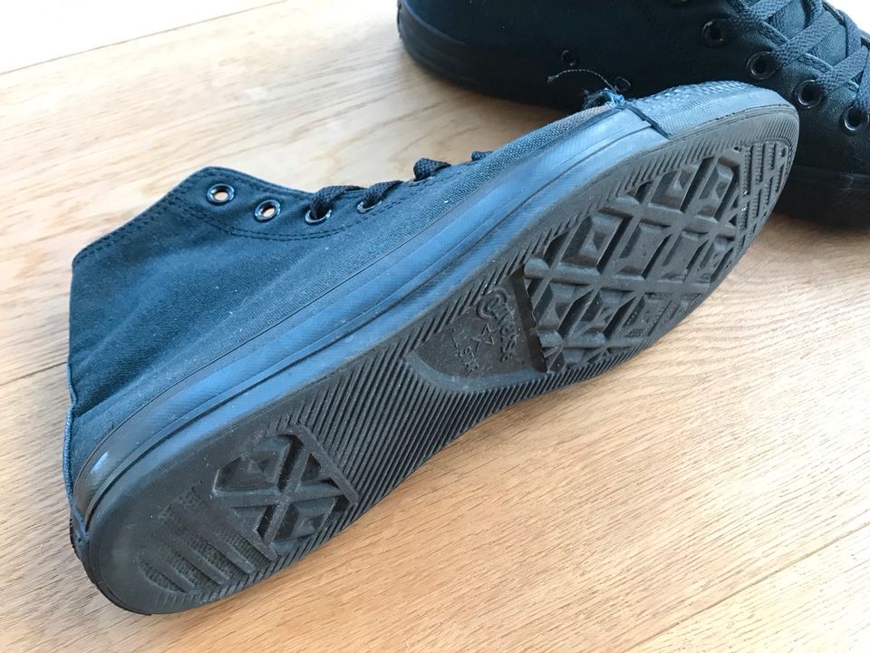 Converse Chuck Taylor, Stoffschuh, schwarz in Dießen