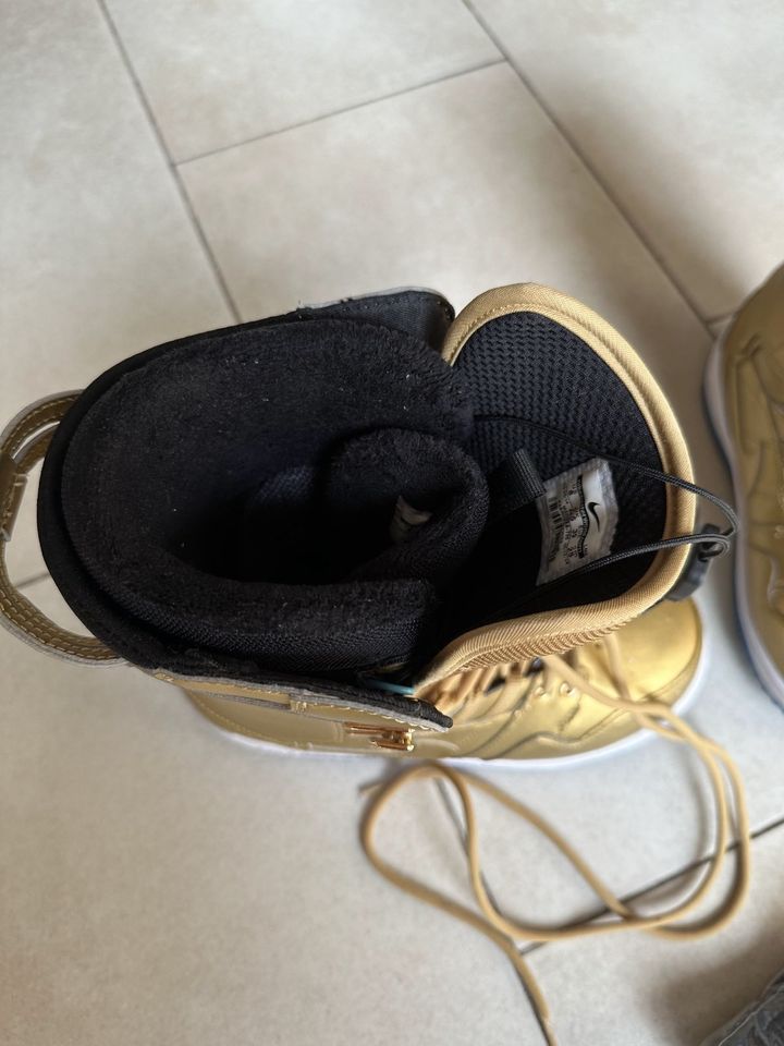 Snowboard Boots Damen NIKE VAPEN Metallic Gold Gr. 39/ US 8 in Hamburg